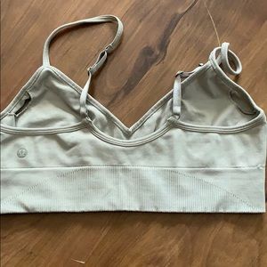 Lululemon sports bra